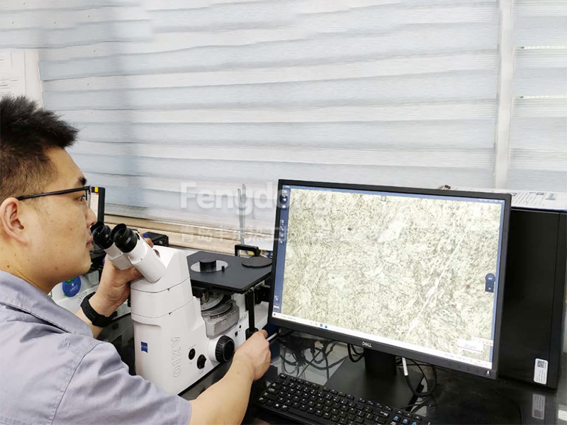 金相显微镜